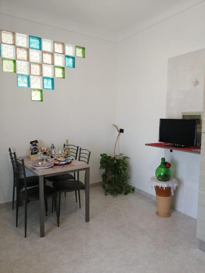 La Casa Nel Vico Apartamento Locorotondo Exterior foto